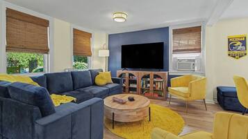 Smart TV, books