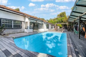 Pool - Modern Houston Pool Retreat • 5BR • Sleeps 15 (Houston)