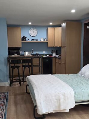 Room - Modern Guesthouse Near Beaches & FLETC (Brunswick)