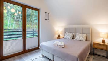 House | 3 bedrooms, iron/ironing board, individually furnished, bed sheets
