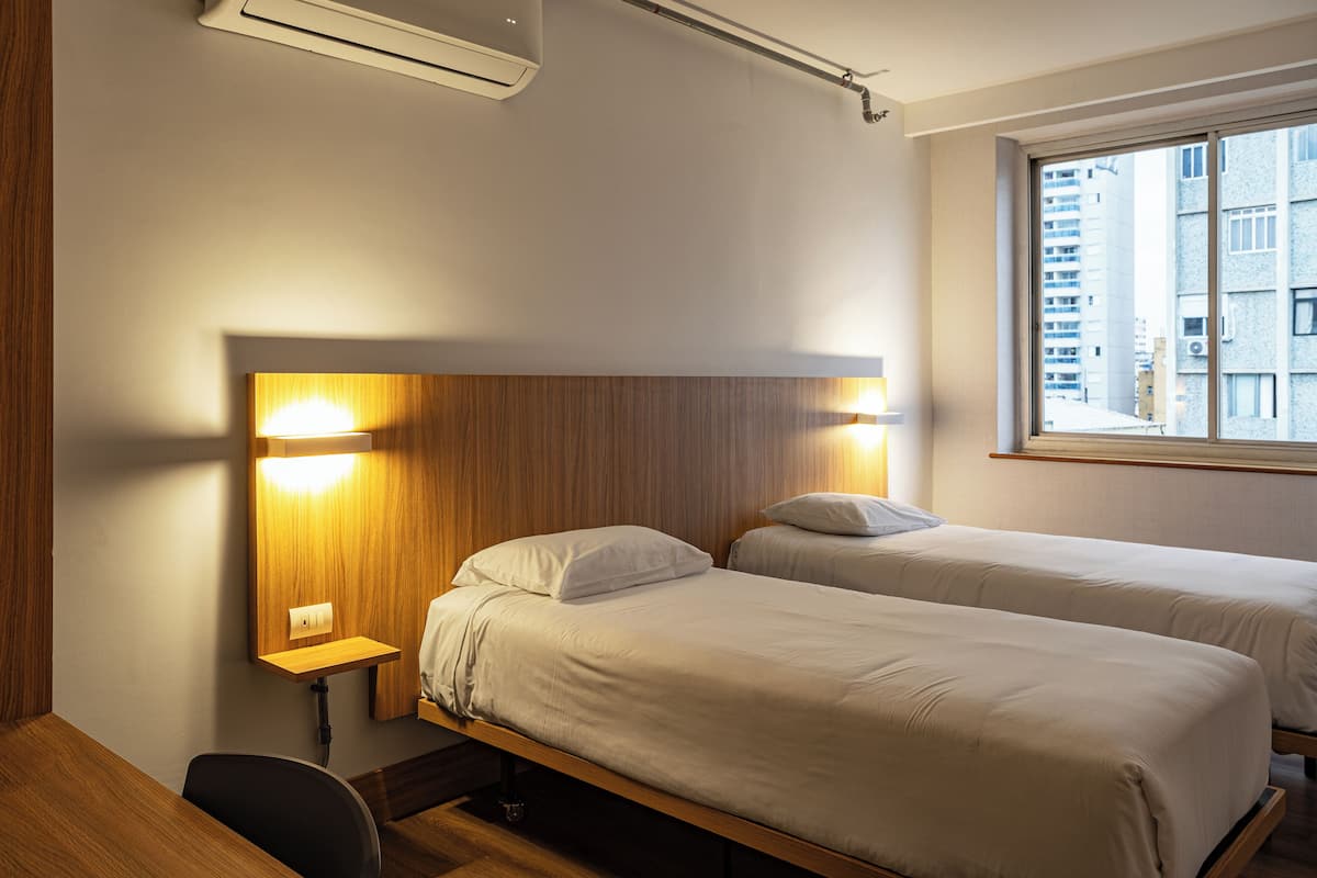 Standard Triple Room | WiFi (free), bed sheets