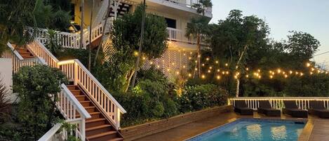 9 albercas al aire libre