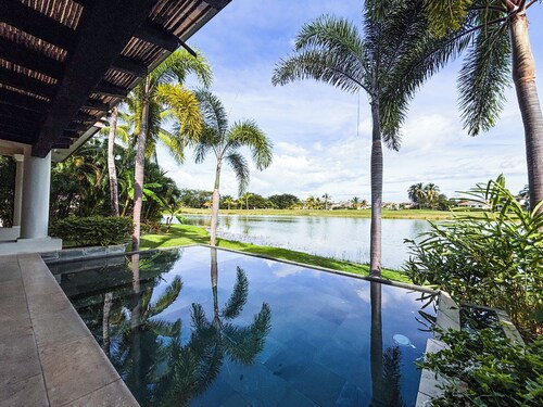 Splendid 4BR Villa at Buenaventura Resort