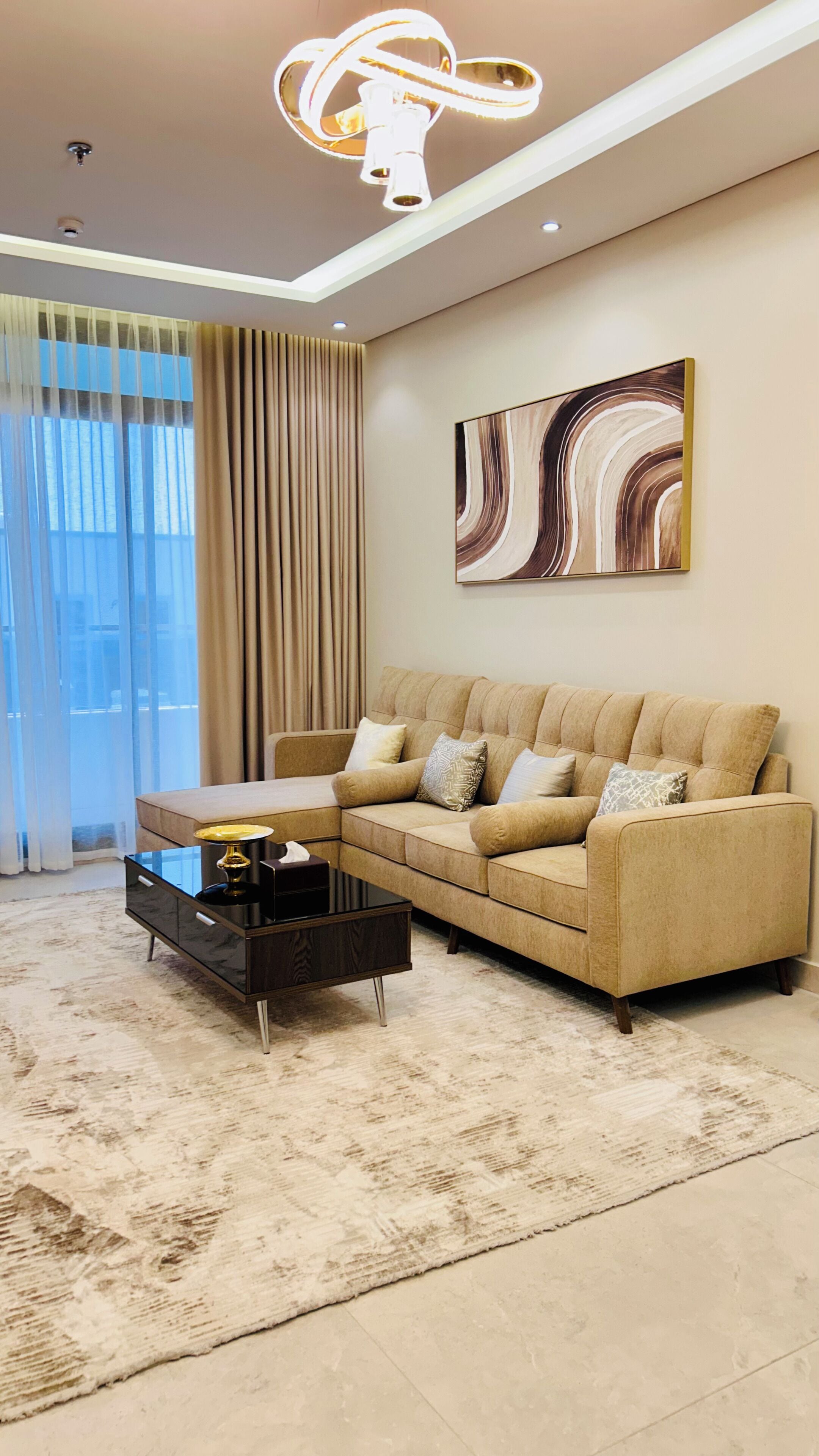 Appartement Luxe, balcon | Coin séjour