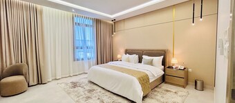 LAVIN SUITES SERVICED APARTMENTS
