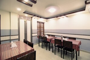 Dining - Hotel Pun Inn Kathmandu (Kathmandu)