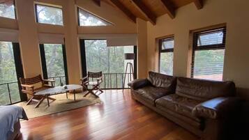 Family House, 5 Bedrooms, Garden View, Garden Area | Living area