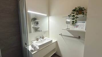 Hair dryer, towels