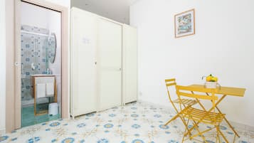 Tenda Deluxe, vista mare | Area soggiorno
