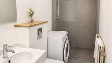 Cottage, Mountain View, Beachside | Bathroom