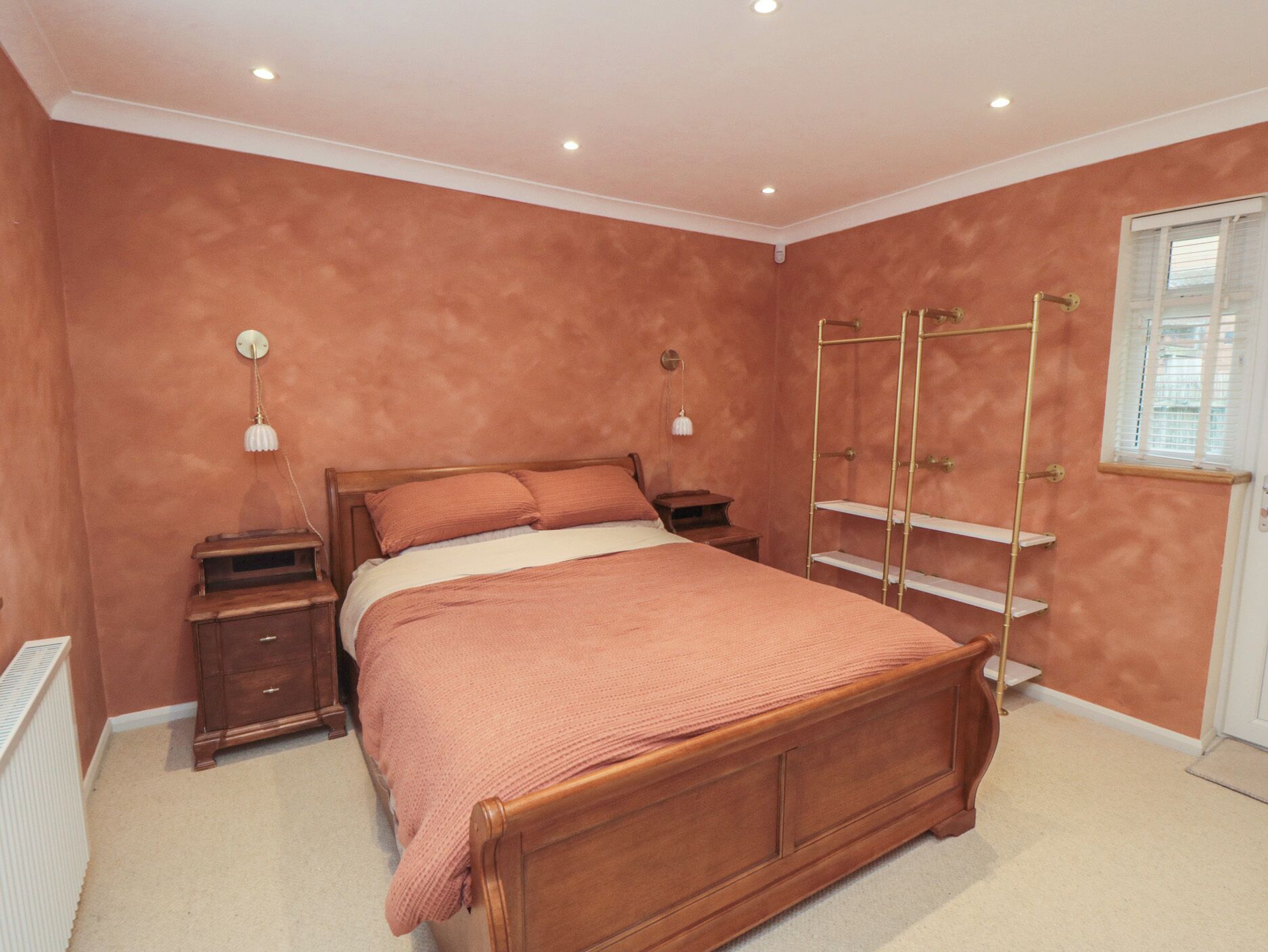 3 bedrooms, WiFi (free), individually decorated, individually furnished