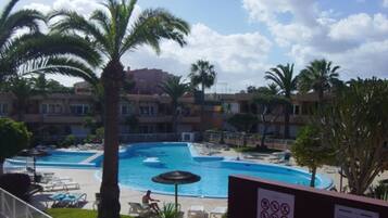 Appartement, 1 chambre, fumeurs, balcon | Piscine | Piscine extérieure