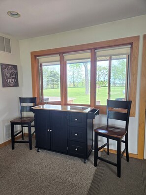 Interior - Palomino Spur Suite (Dane)