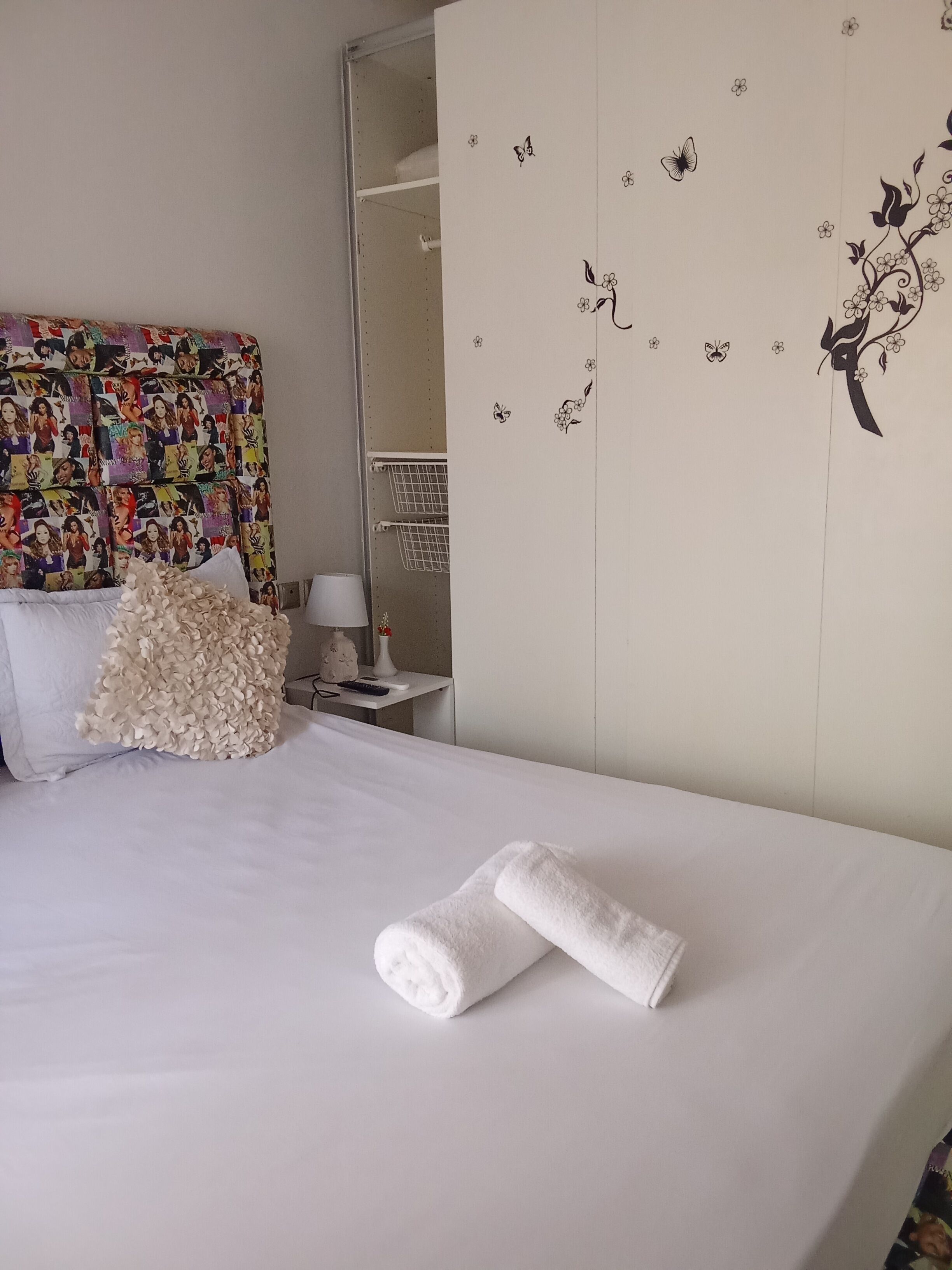 2 chambres, fer et planche à repasser, accès Internet, draps fournis