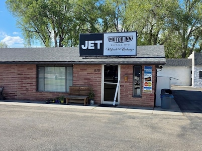 JET Motor Inn Buffalo