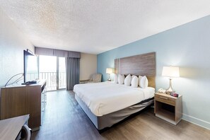 Room - Carolinian 906 Oceanfront King (Myrtle Beach)