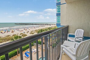 Property grounds - Oceanfront Two Queen Room + Lazy River & Hot Tub (Myrtle Beach)
