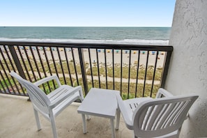 Property grounds - Oceanfront Two Queen Standard Room + Lazy River & Hot Tub (Myrtle Beach)
