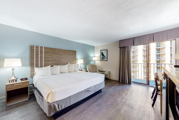 Room - Carolinian 1009 King Bed near beach (Myrtle Beach)