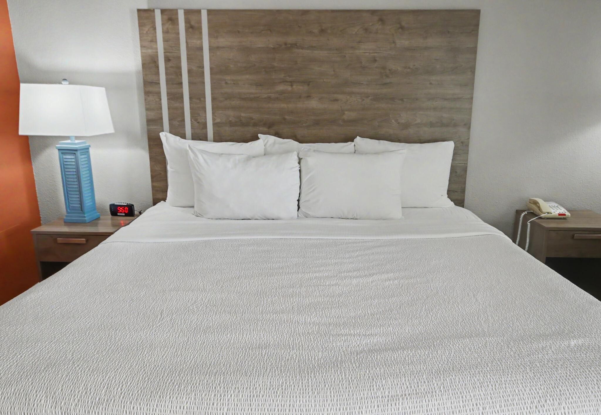 1 bedroom, iron/ironing board, Internet, bed sheets