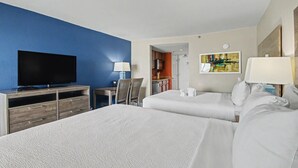 1 bedroom, iron/ironing board, Internet, bed sheets - Oceanfront Two Queen Room + Lazy River & Hot Tub (Myrtle Beach)
