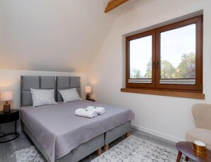 House | 3 bedrooms, iron/ironing board, individually furnished, bed sheets - Comfortable Holiday Villa, Sauna, Jacuzzi (Brzeznica)