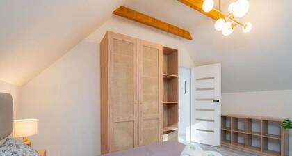 Comfortable Holiday Villa, Sauna, Jacuzzi