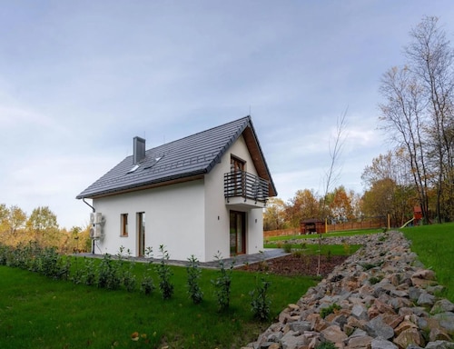 Comfortable Holiday Villa, Sauna, Jacuzzi
