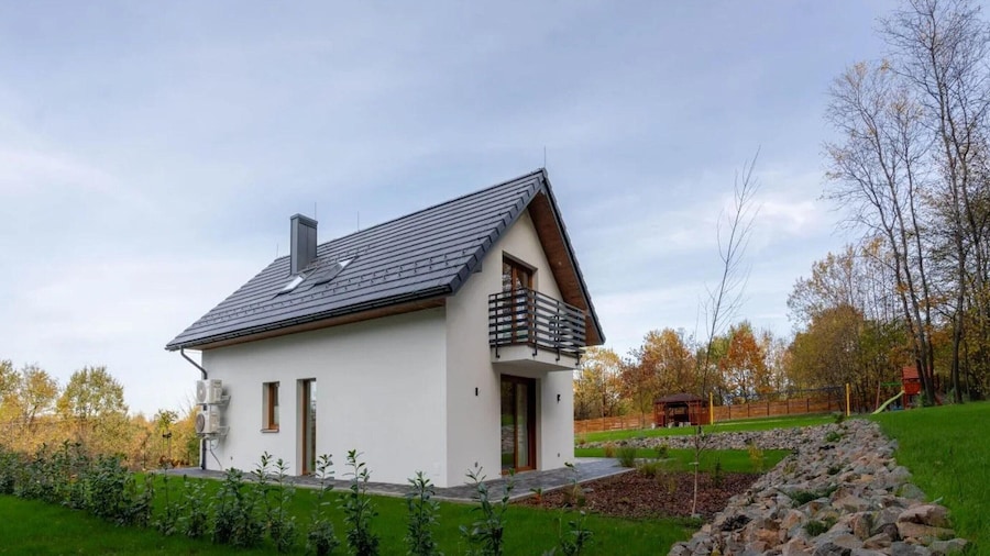 Comfortable Holiday Villa, Sauna, Jacuzzi