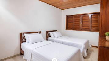 Chácara Maria Luiza c/ Piscina - Gravatá/PE | Roupas de cama premium, individualmente decorados