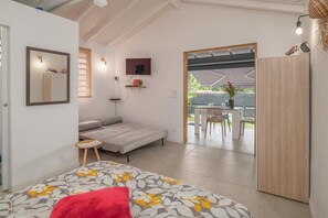 Room - Ti Papiyon - Bungalow cosy pour 2 (Sainte-Anne)