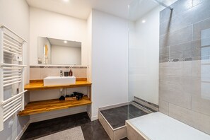 Bathroom - Djokovic - Au centre-ville de Caen (Caen)