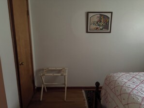 3 habitaciones, tabla de planchar con plancha y wifi gratis 