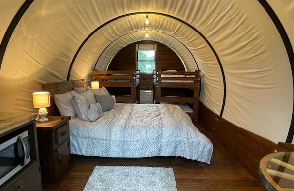 1 habitación, wifi gratis y ropa de cama 
