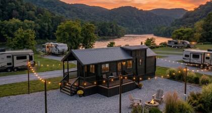 Ember Shoals Resort | On the White River, Cotter AR