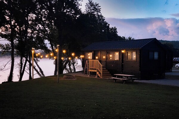Ember Shoals Resort | On The White River, Cotter Ar - Mountain Home, AR