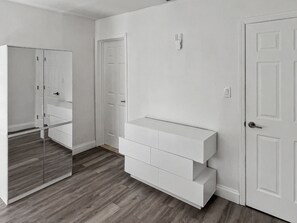 Interior - Brand New Private Guest House (Miami)