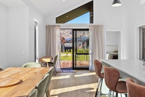 Dunstan Haven - Cromwell Holiday Home