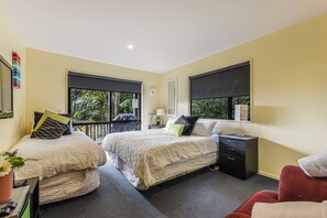 Room - Champagne Tui - Moetapu Bay Holiday Home (Moetapu Bay)