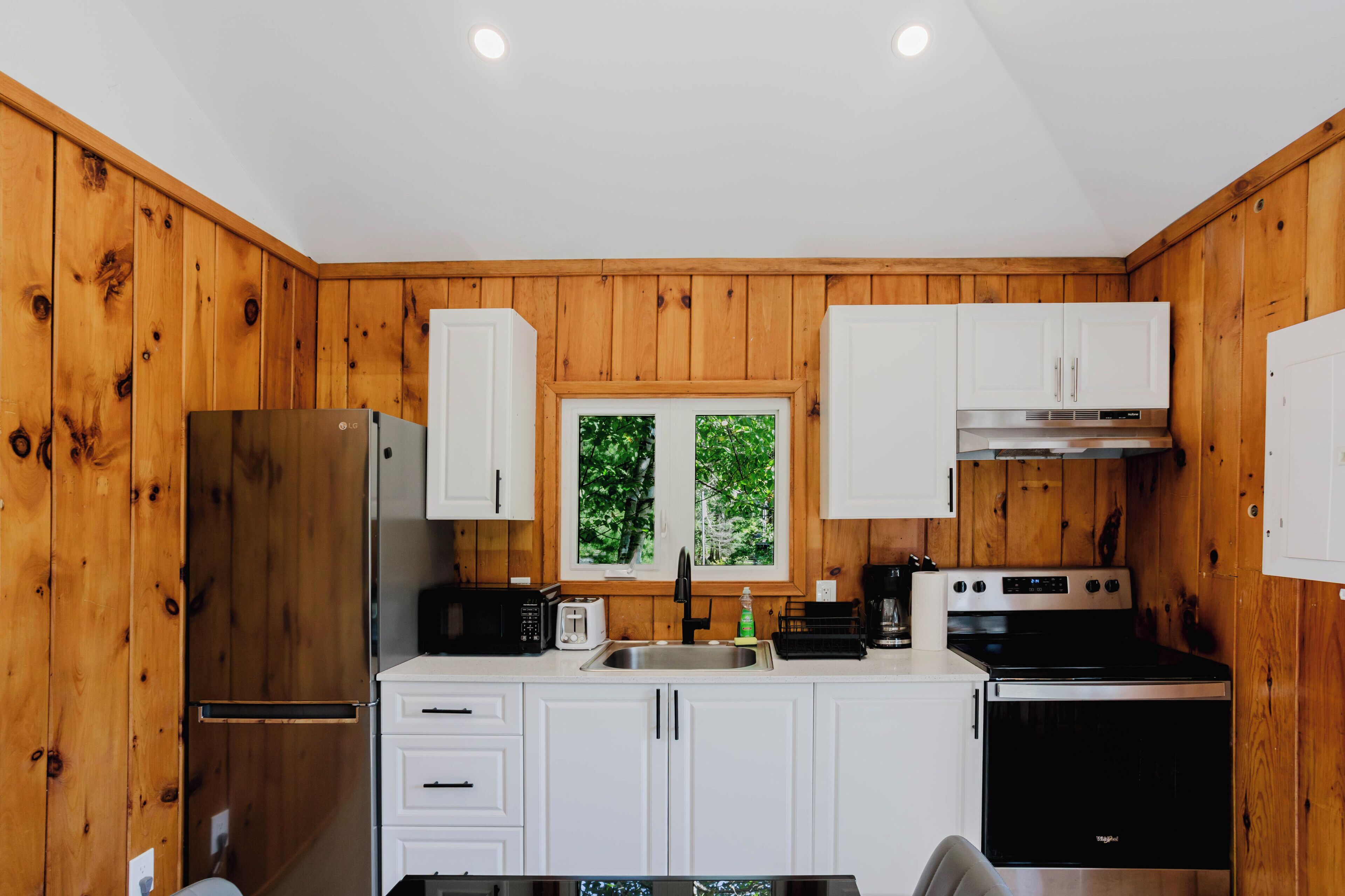 専用キッチン. 2-Bedroom Cottage #4