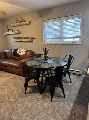 Dining - Vallecito Views - Pet Friendly! No Cleaning Fee! (Bayfield)