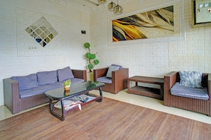 Interior - Hotel O near Taman Wisata Alam Punti Kay (Palembang)