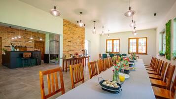 House | Dining