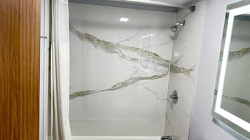 Habitación Deluxe, 1 cama de matrimonio grande, no fumadores | Baño