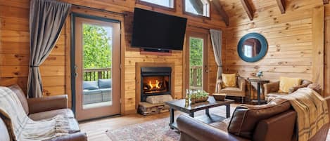 House (3 Bedrooms) | Front of property