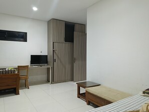 Interior - Hotel O near RSUD Haji Makassar formerly (Makassar)