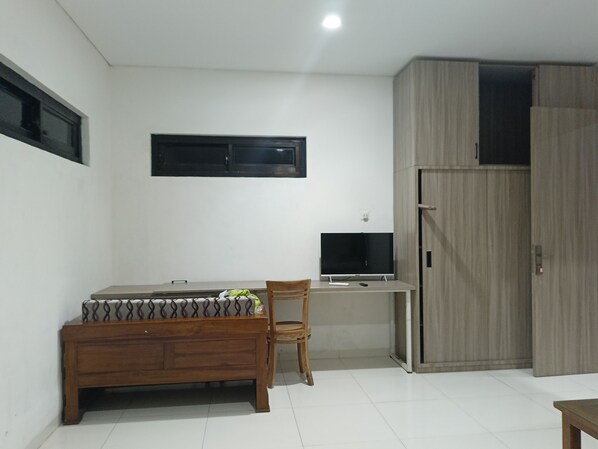 Interior - Hotel O near RSUD Haji Makassar formerly (Makassar)