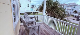Point of View - 4BR Waterview - Boat Friendly - Harkers Island Retreat