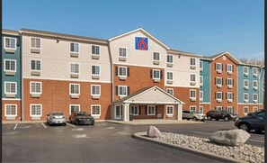 Exterior - Motel 6 Cincinnati Sharonville, OH (Sharonville)