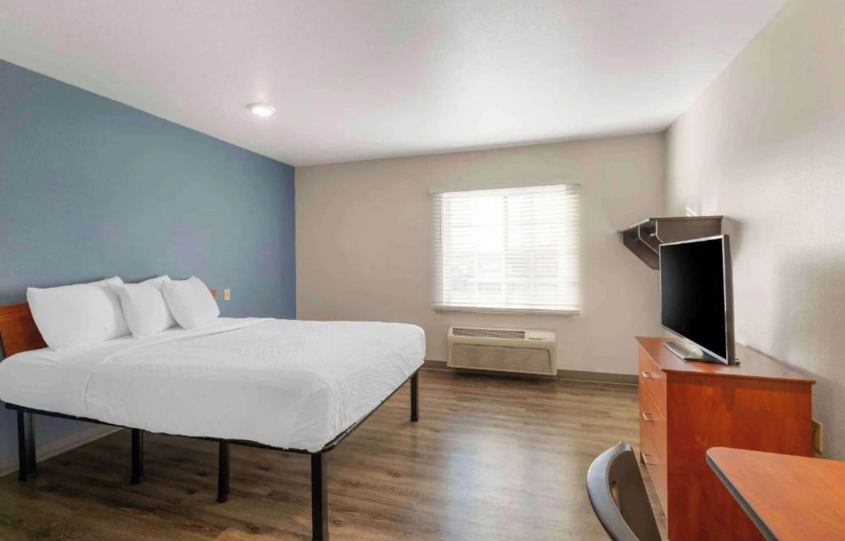 1 Full Bed | Non-Smoking, Kitchen | WiFi (無料)、ベッドシーツ